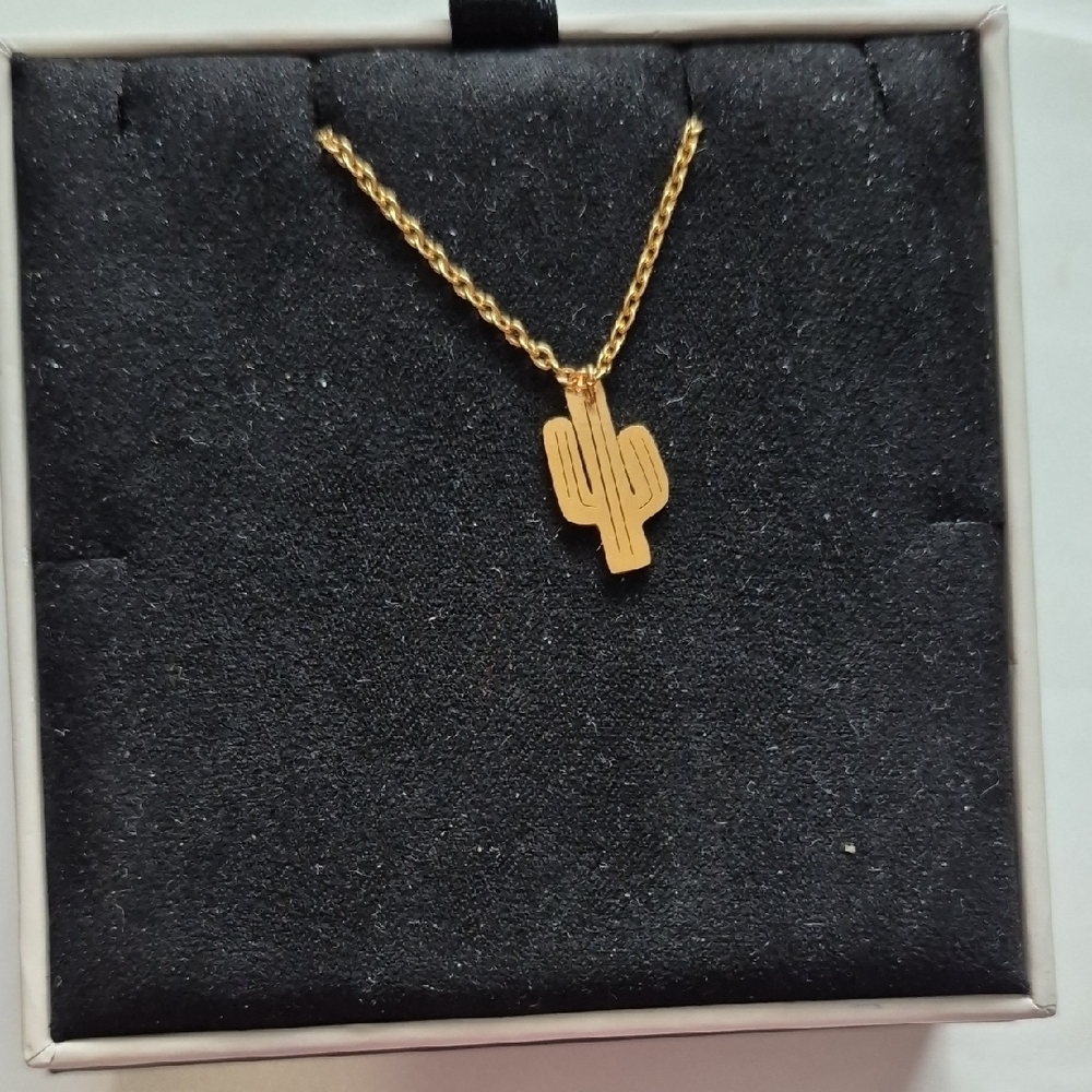 ⚡️Sale Gold Cactus Pendant Necklace
